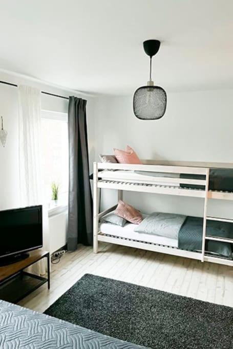 Modernes Apartment Mit Balkon Free Parking Netflix Celle Eksteriør bilde